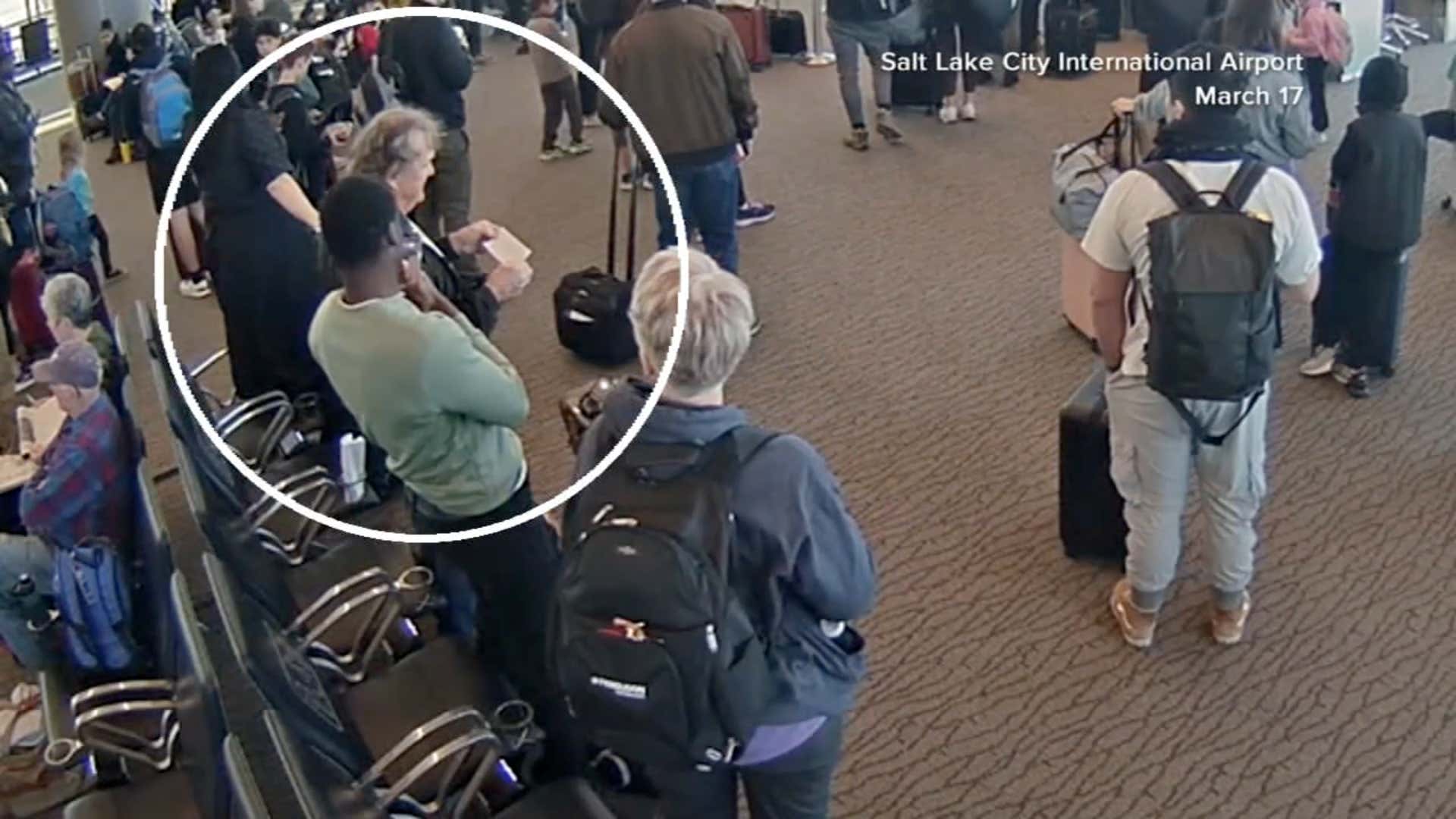 صورة للمقال بعنوان لقطات أمنية جديدة تظهر رجلاً من تكساس يتسلل بنجاح إلى الطائرة